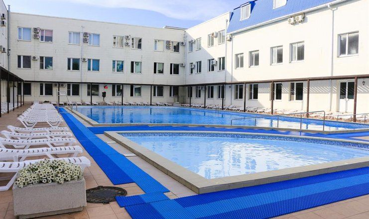 *Санаторий "Родник" г.Анапа