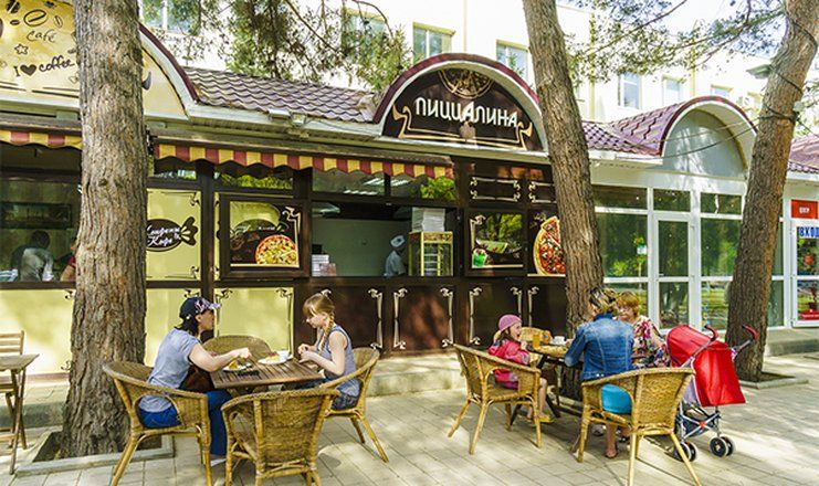 *Санаторий "Родник" г.Анапа