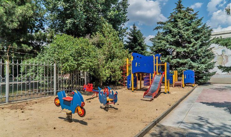 *Санаторий "Родник" г.Анапа