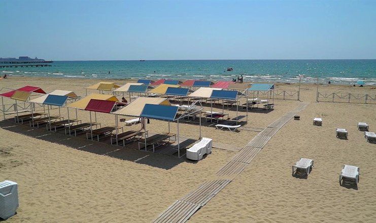 *Санаторий "Родник" г.Анапа